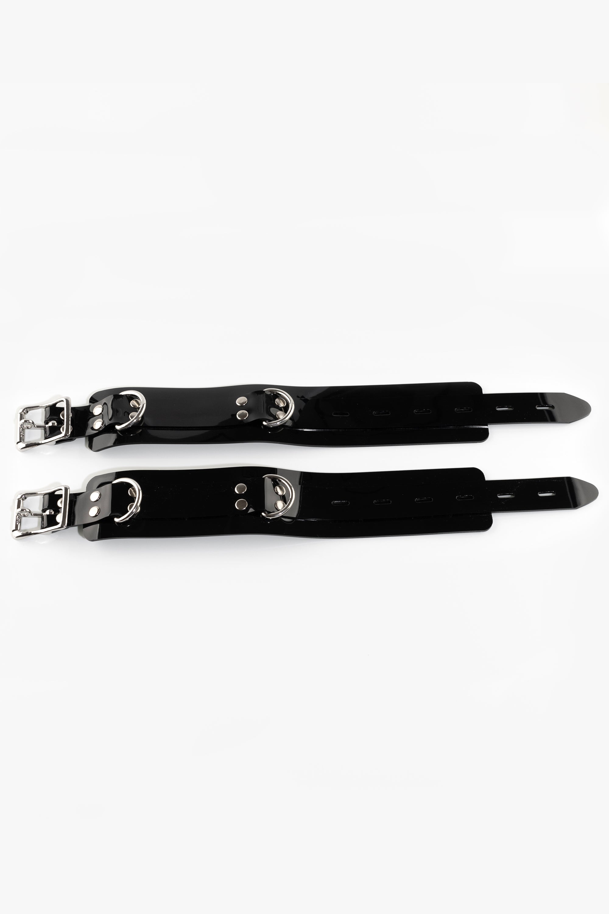 Lockable ankle cuffs, black/chrome