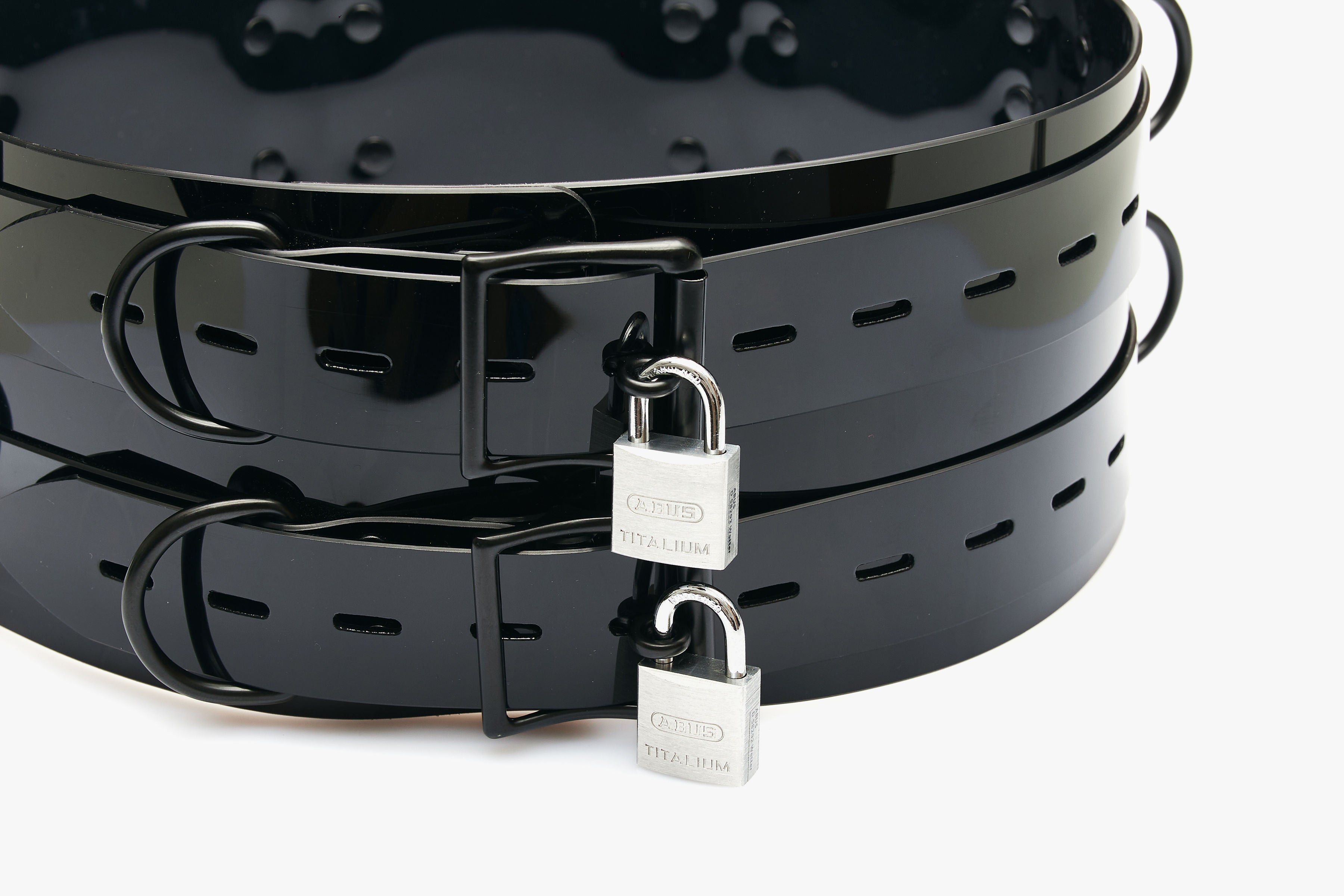 Lockable Glossy Double Bondage Belt with D-Rings