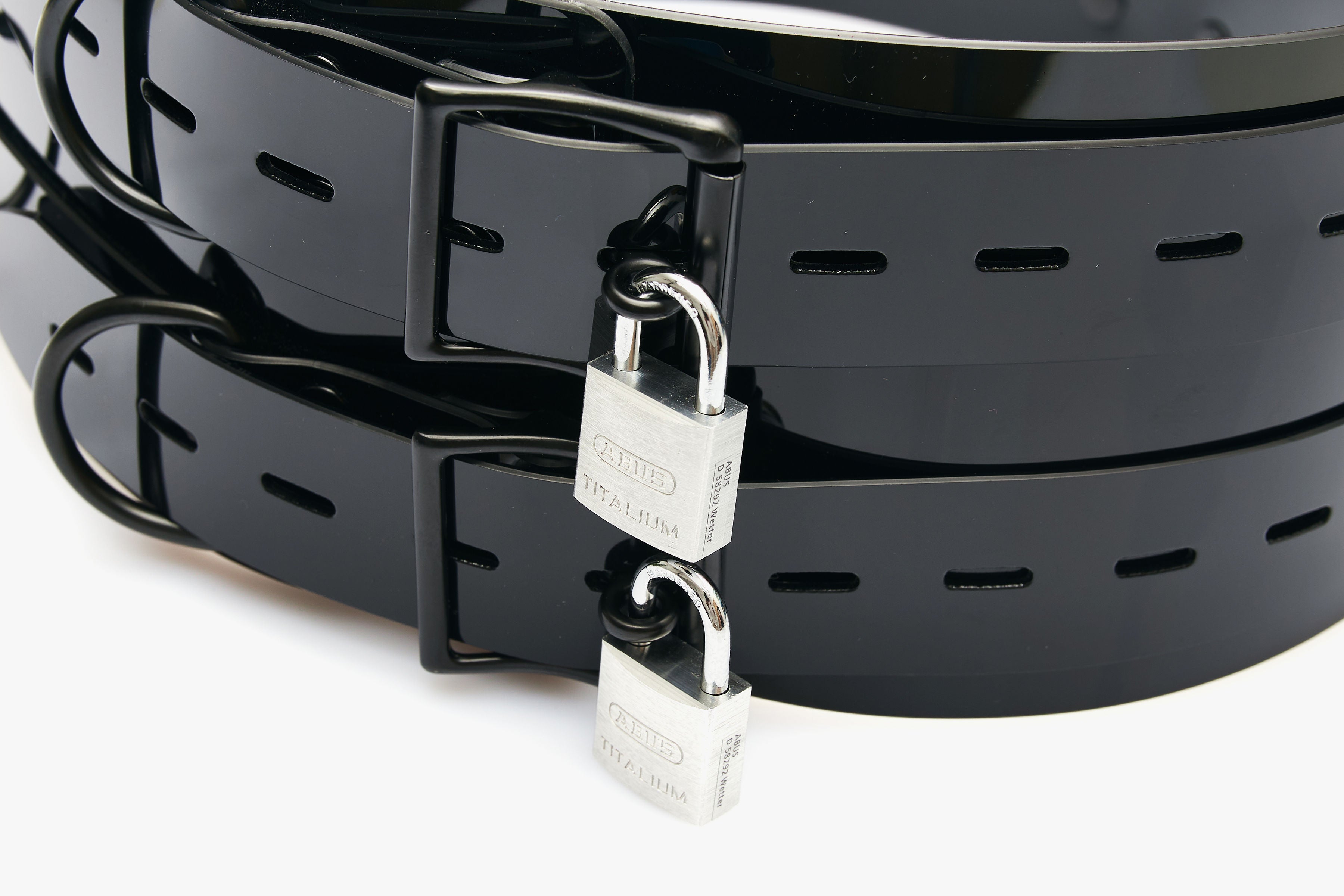 Lockable Glossy Double Bondage Belt with D-Rings
