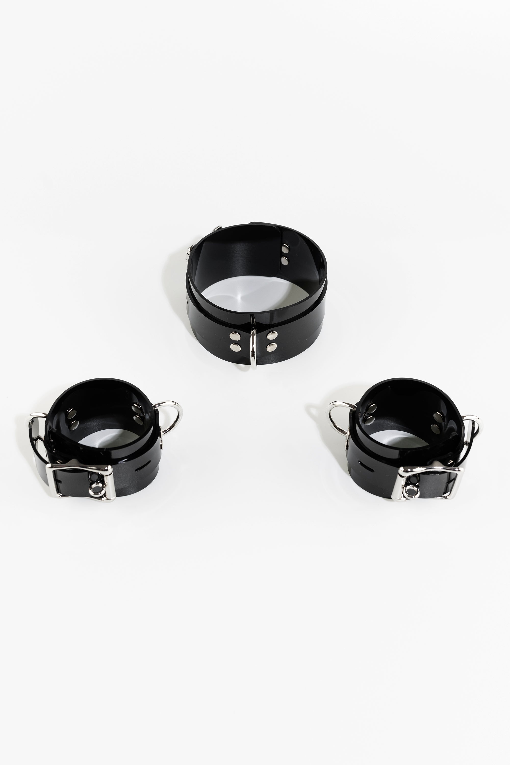 Lockable collar and wrist cuffs set, black/chrome
