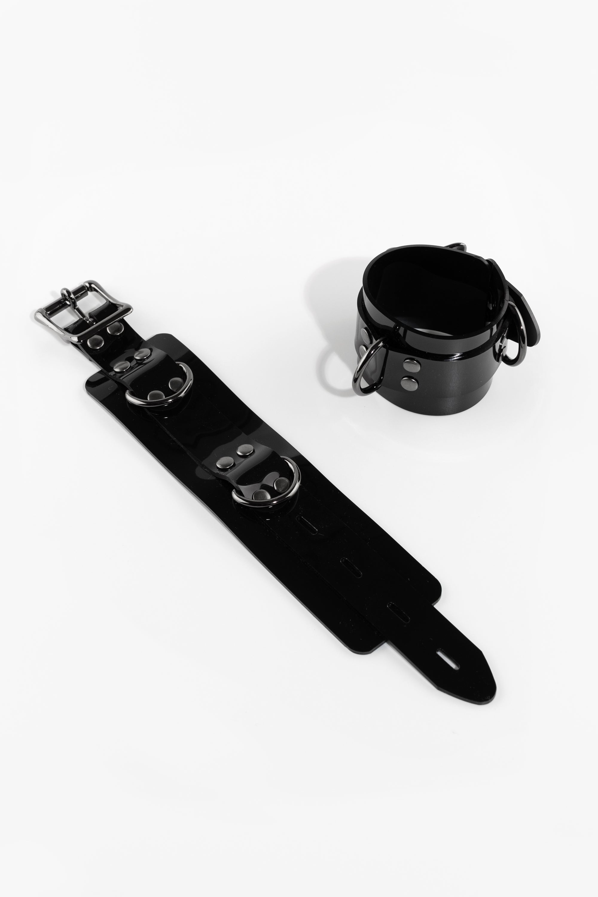 Lockable wrist cuffs, black/black
