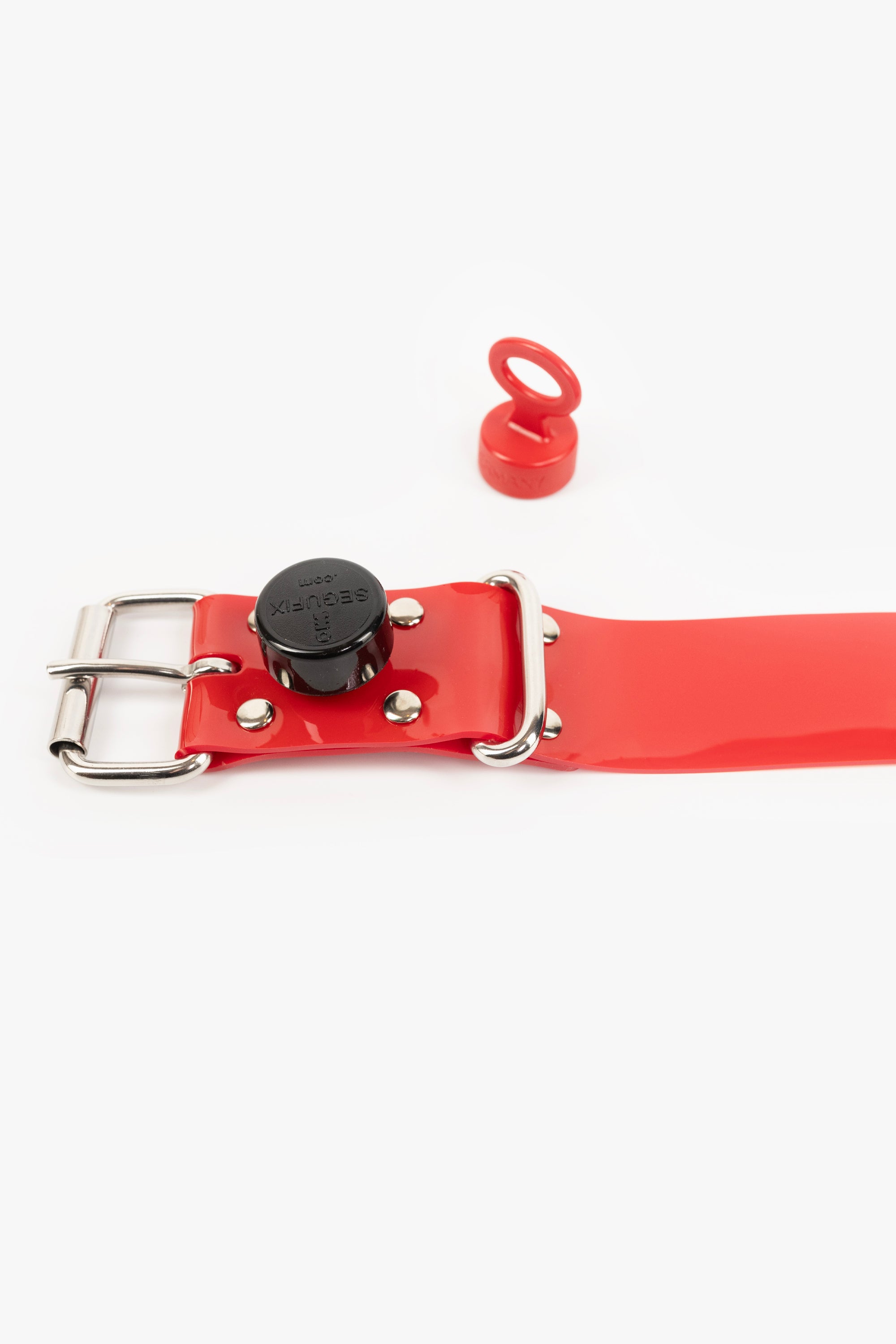 Bondage PVC strap lockable segufix 40 mm, different lengths, red/chrome