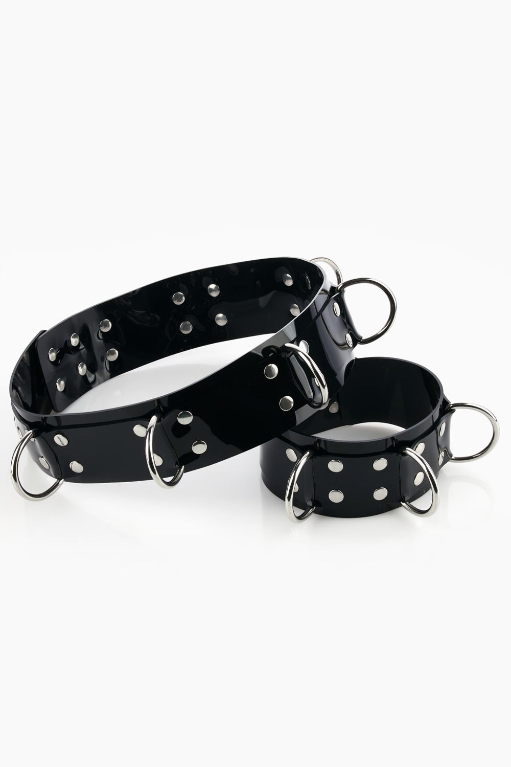 Buckle-free bondage waist belt with padlock